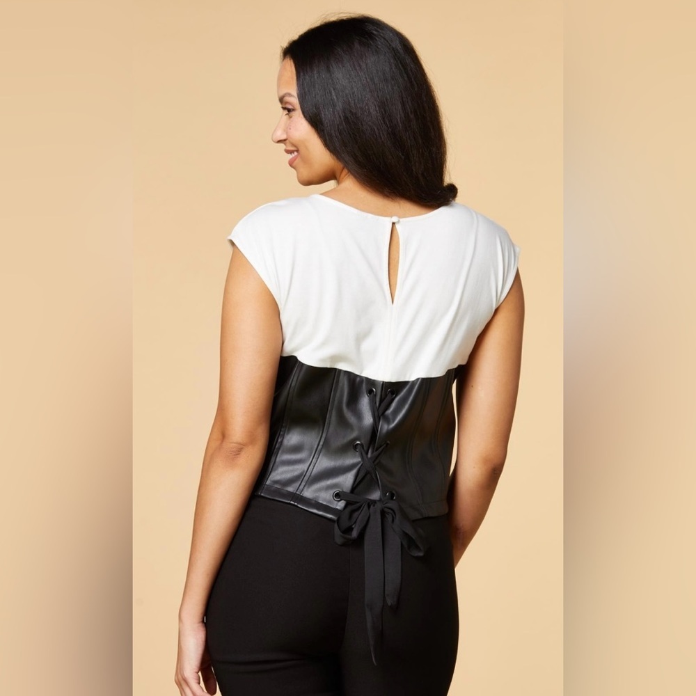 🖤🖤🖤BOGOHO 🖤🖤🖤Corset Style Top - Picture 2 of 2